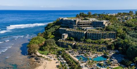 A view of 1 Hotel hanalei Bay from the air